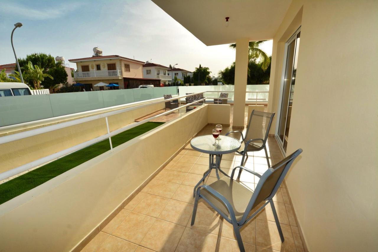 Nissi Martha Apartment Agia Napa Buitenkant foto