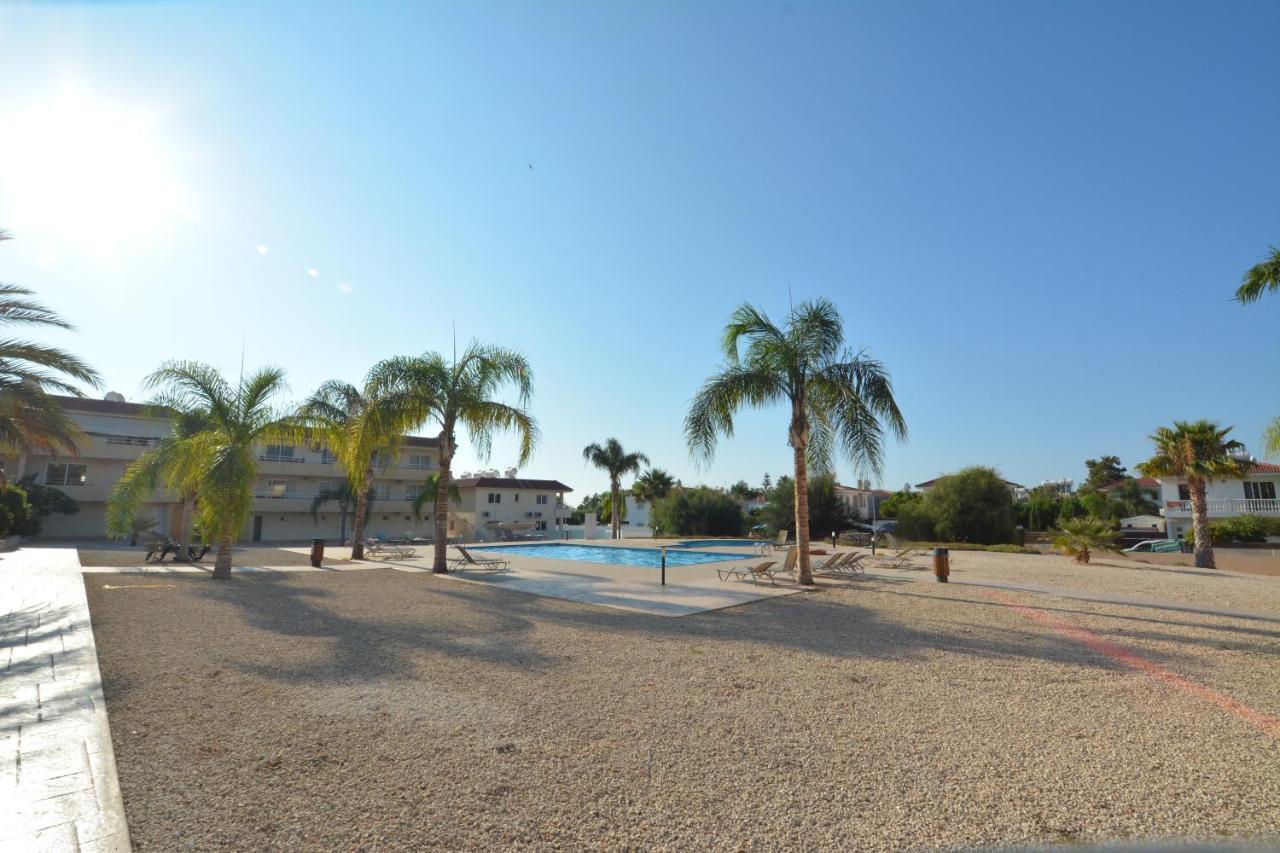 Nissi Martha Apartment Agia Napa Buitenkant foto
